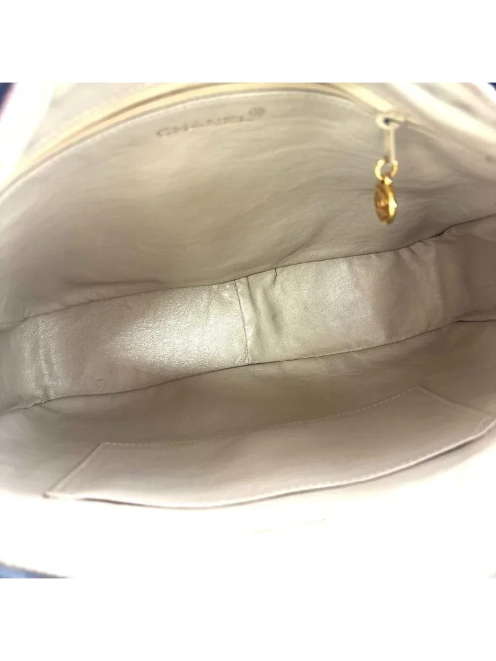 Chanel Lambskin CC Logo Shoulder Bag Black